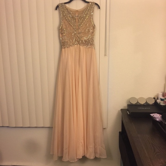 Pageant/Prom Dress - Picture 5 of 8